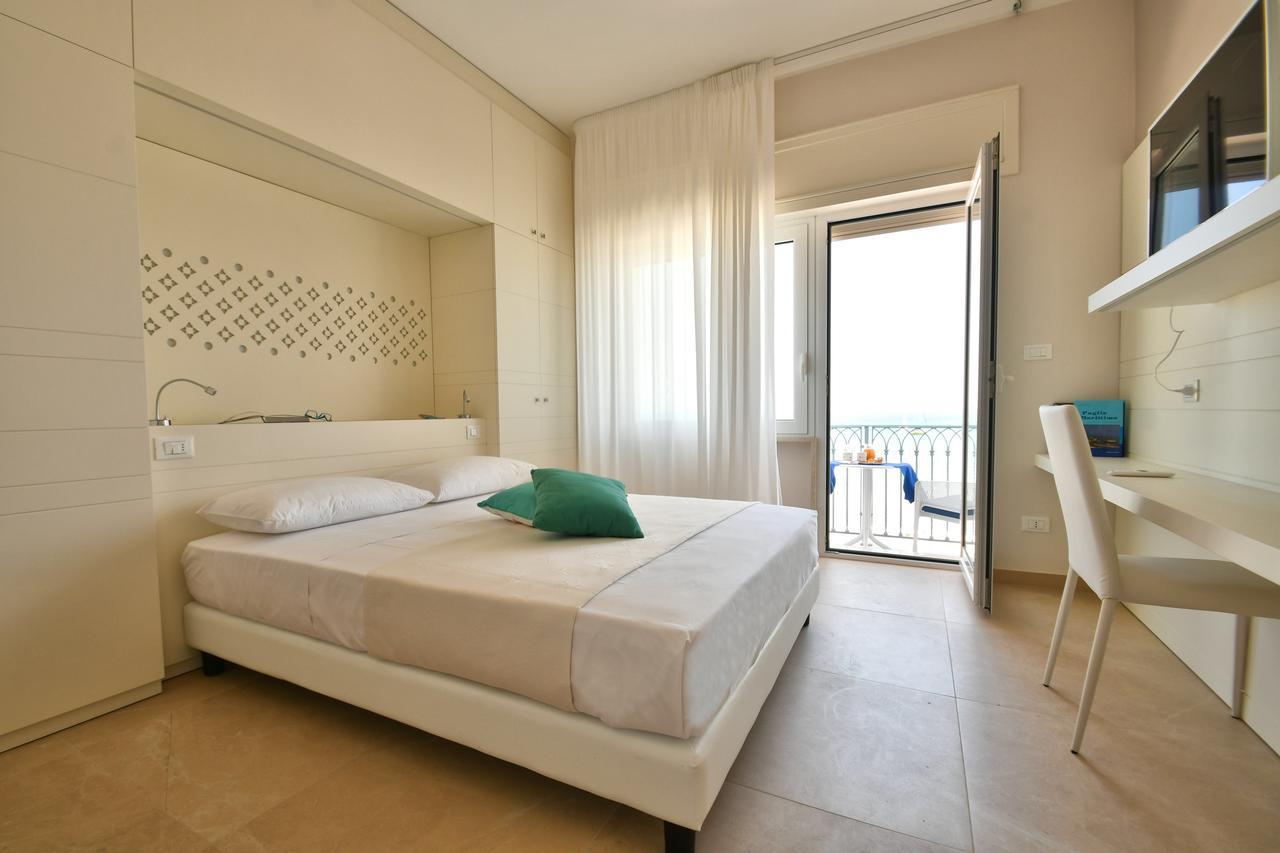 B&B Lungomare Otranto Bagian luar foto